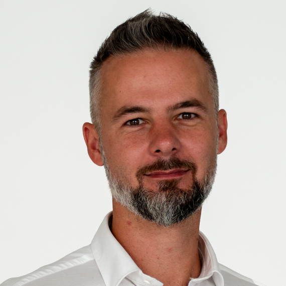 Adrián Horský